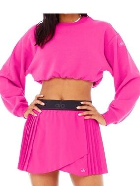 ALO Yoga Bright Hot Pink Cropped Sweatshirt